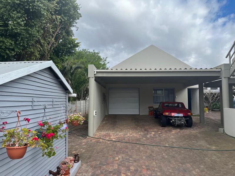 4 Bedroom Property for Sale in Hartenbos Central Western Cape